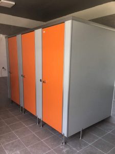 Đơn Vị Thi Công Vách Ngăn Vệ Sinh Tấm Compact 2025