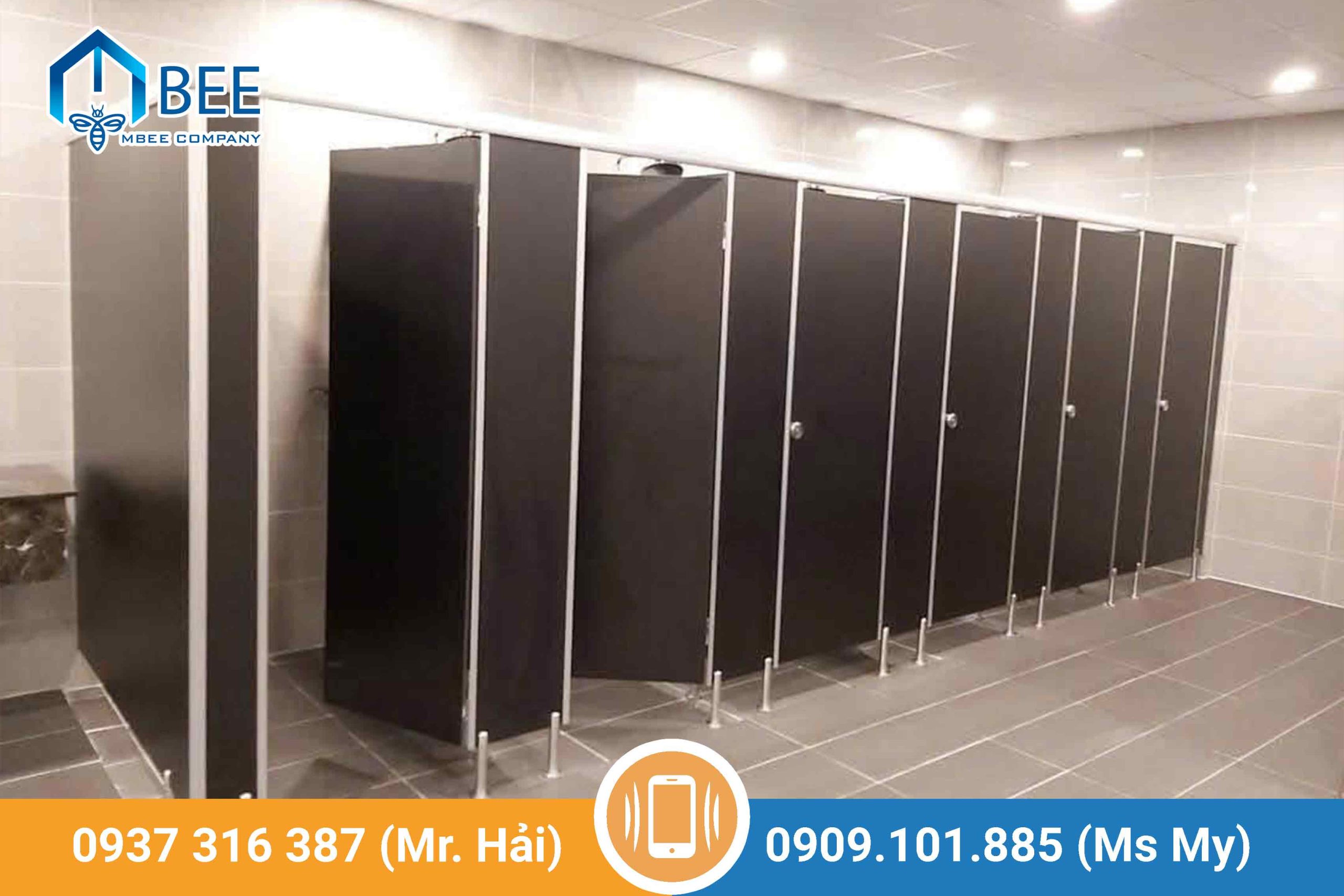 Vách Ngăn Vệ Sinh Compact HPL: Bền Bỉ, Chống Nước Tuyệt Đối