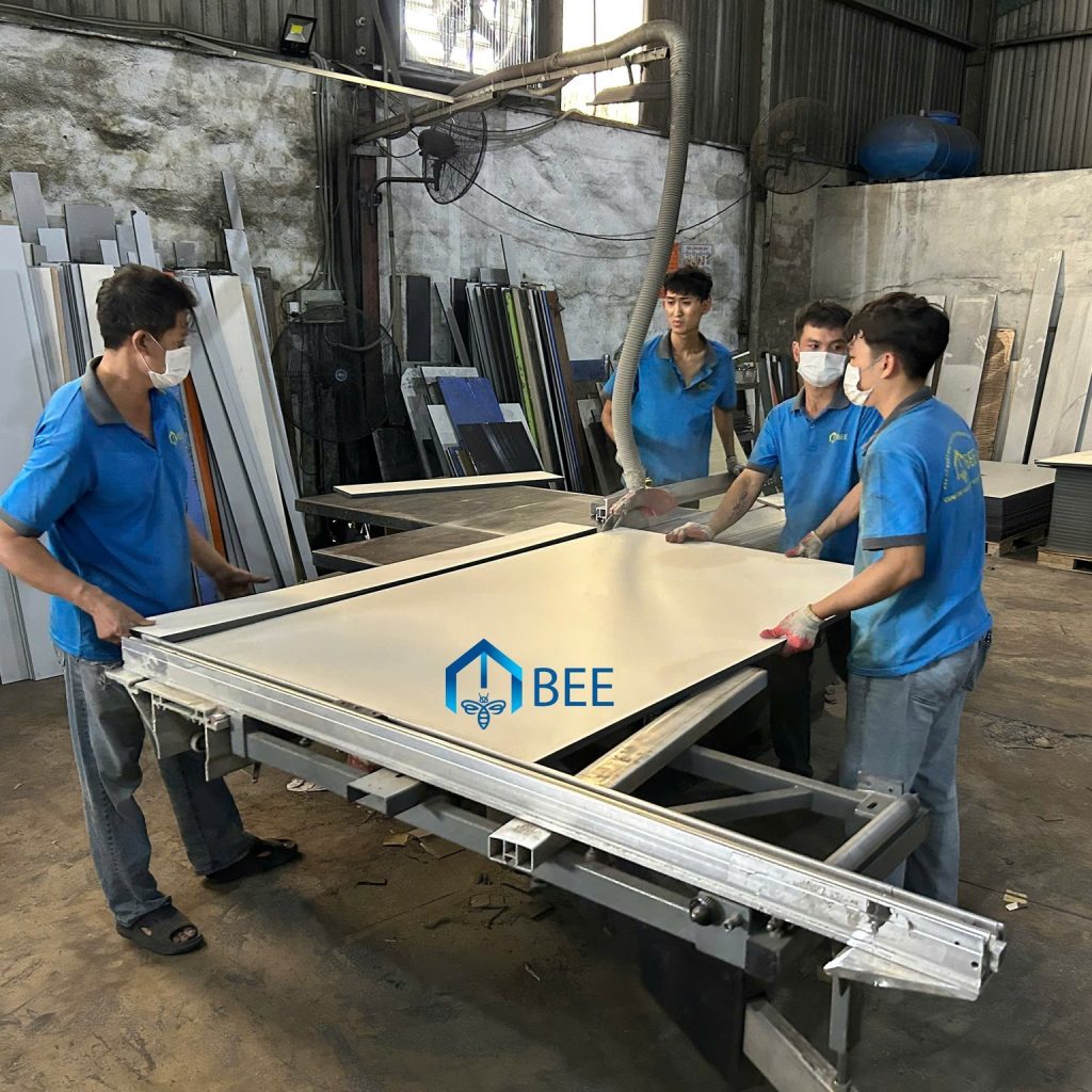 Tấm Compact HPL: Có Dễ Thi Công và Bảo Trì Không?