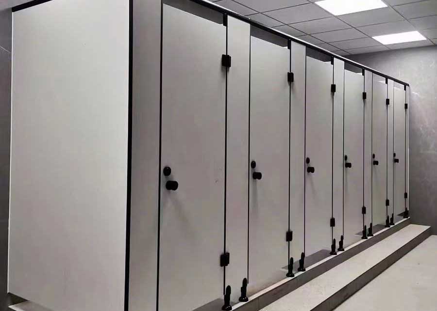 12 Ưu Điểm Vượt Trội Của Vách Ngăn Nhà Vệ Sinh Tấm Compact CDF