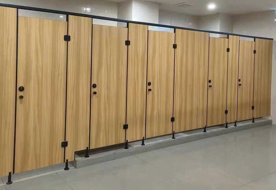 12 Ưu Điểm Vượt Trội Của Vách Ngăn Nhà Vệ Sinh Tấm Compact CDF