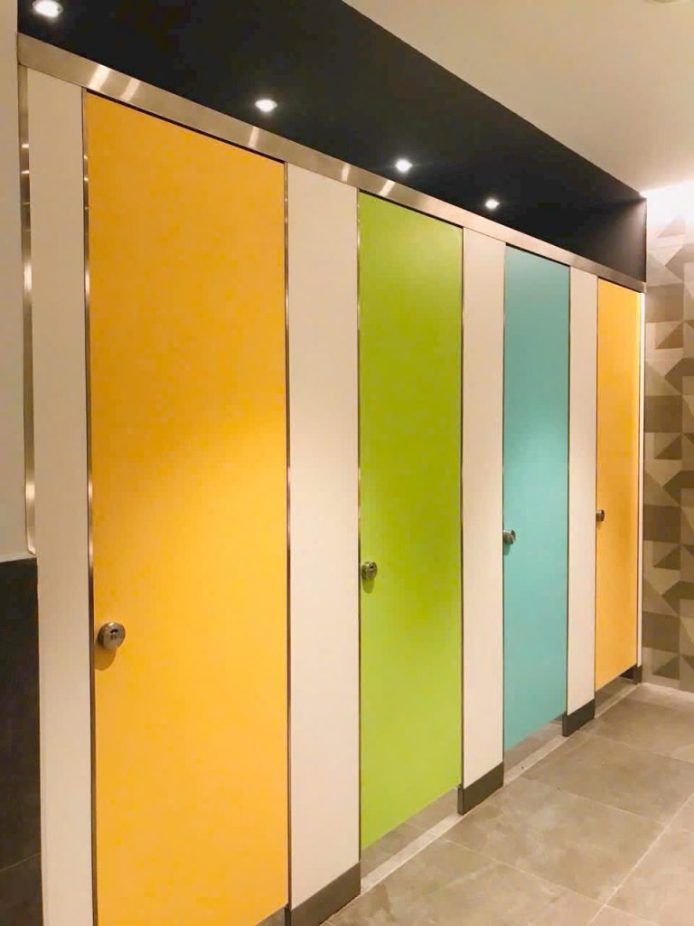 MBEE – Địa chỉ cung cấp tấm Compact HPL chịu nước giá tốt